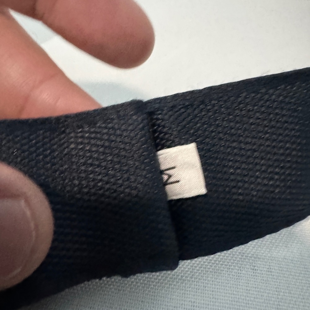 Peter Millar Belt Mens Medium Navy Blue Crown Crafted D-Ring Canvas Webbing Golf - Picture 3 of 5
